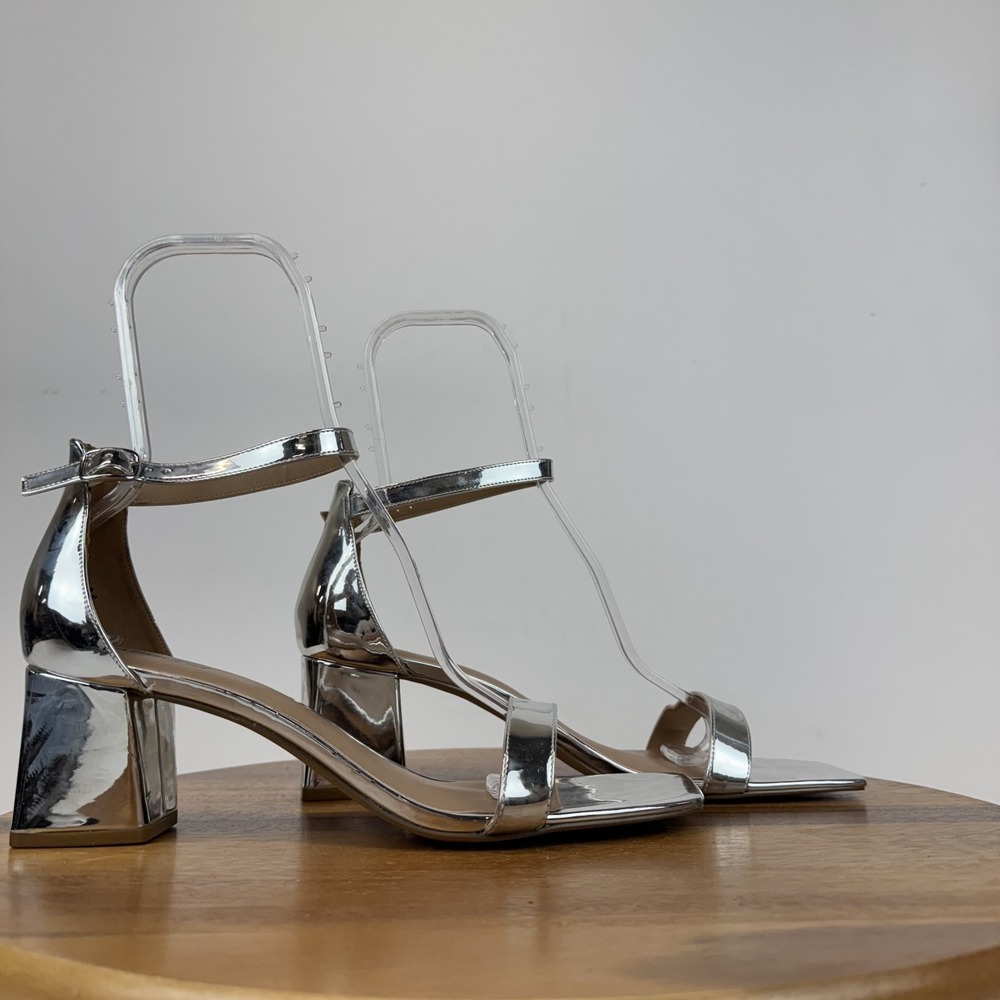 New Womens Abound Finn Silver Patent Leather Ankle Strap Heel Sandals Size 12 M